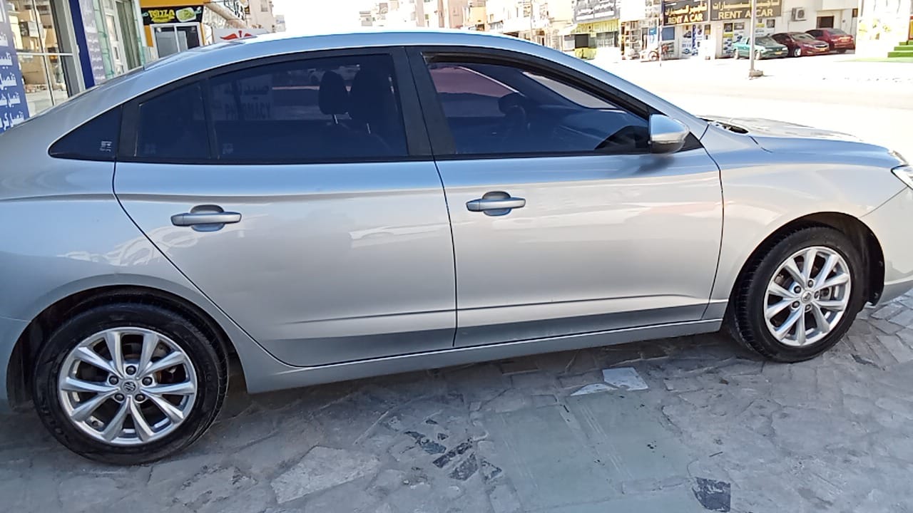 MG ام جي MG5